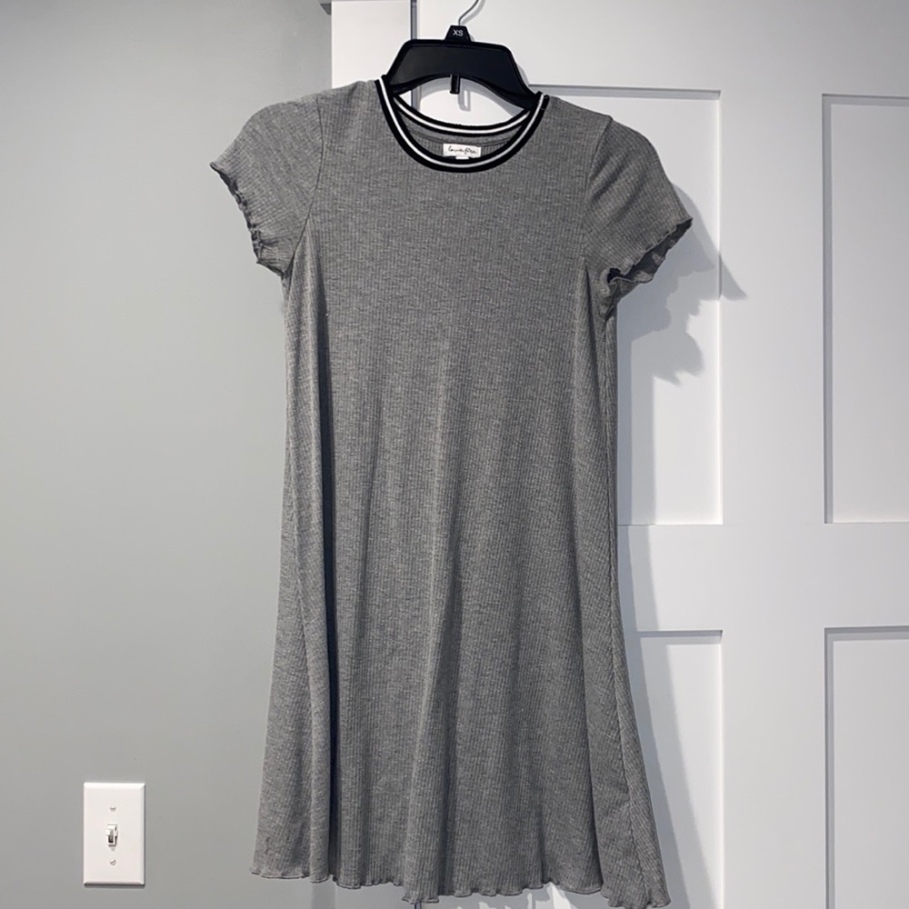 gray ribbed float dress